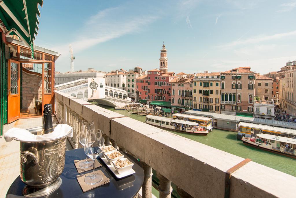 Rialto Terrace On The Grand Canal Венеция Номер фото